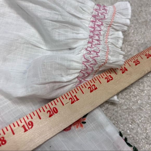 ***SOLD***LOFT Women's White Pink Floral Short Sleeve blouse - Picture 11 of 11